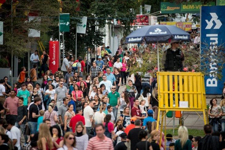 Até o final deste domingo, mais de 120 mil pessoas deveriam visitar a 37ª Expointer