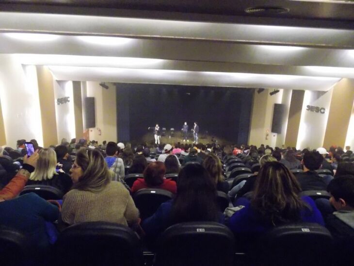 ?sltimas edições sempre tiveram teatro lotado