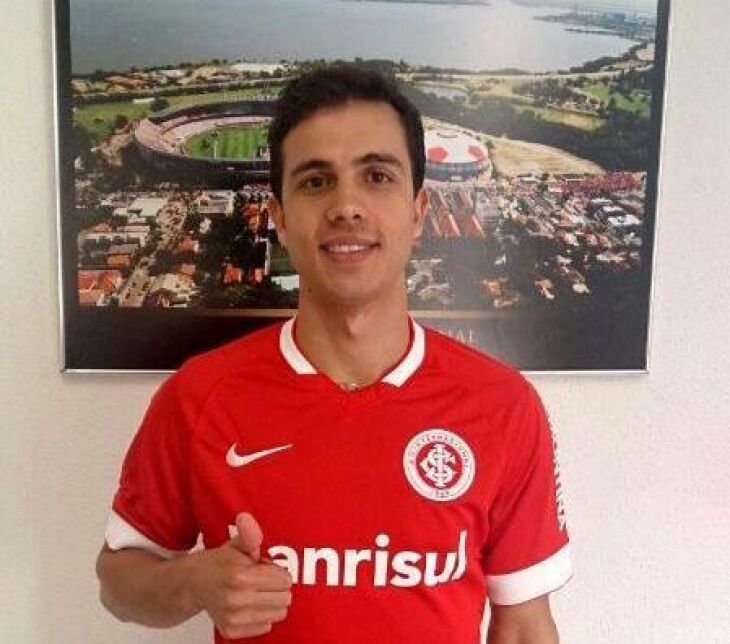 Pela terceira vez o atacante veste a camisa do Inter