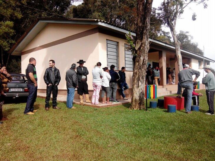 Zona eleitoral na localidade de Vila Vitória, em Ibiaça Crédito: 