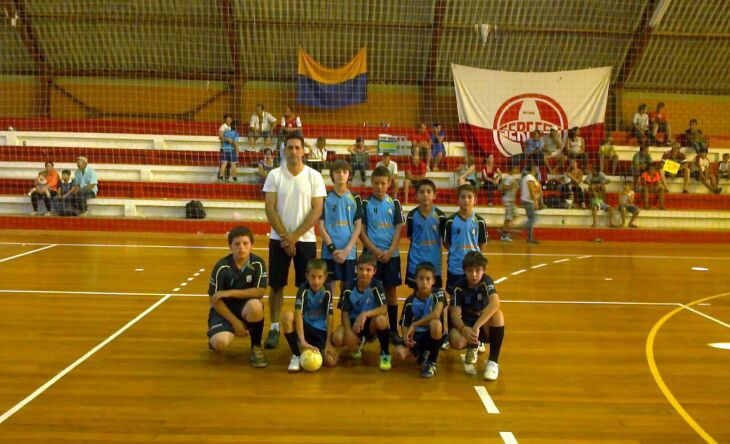 A equipe sub-11 de Ernestina