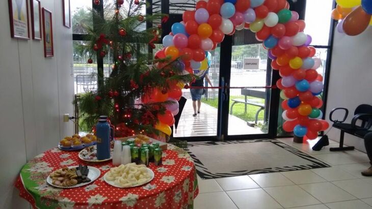 Decoração e lanche especial esperaram os voluntários ontem