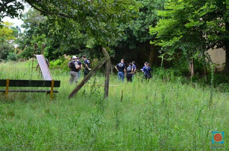 Autoria já foi apurada, mas suspeito fugiu com a chegada da polícia