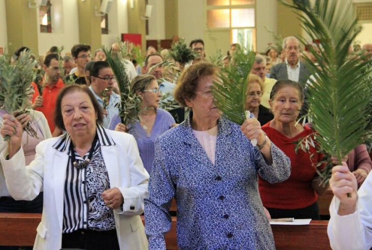 Domingo de Ramos reuniu centenas de pessoas na Catedral