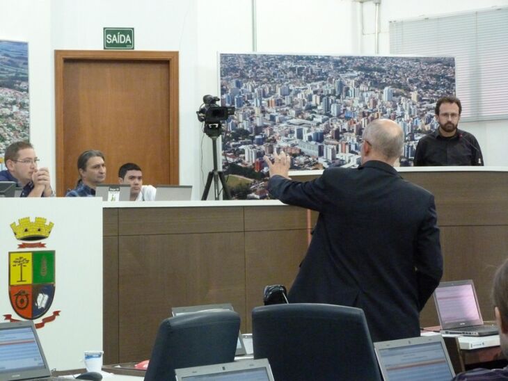 Vereadores pretendem aprofundar discussões durante tramitação