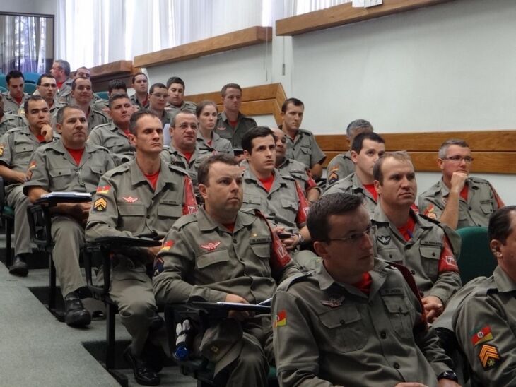 Seminário reuniu representantes de diversos quartéis da região