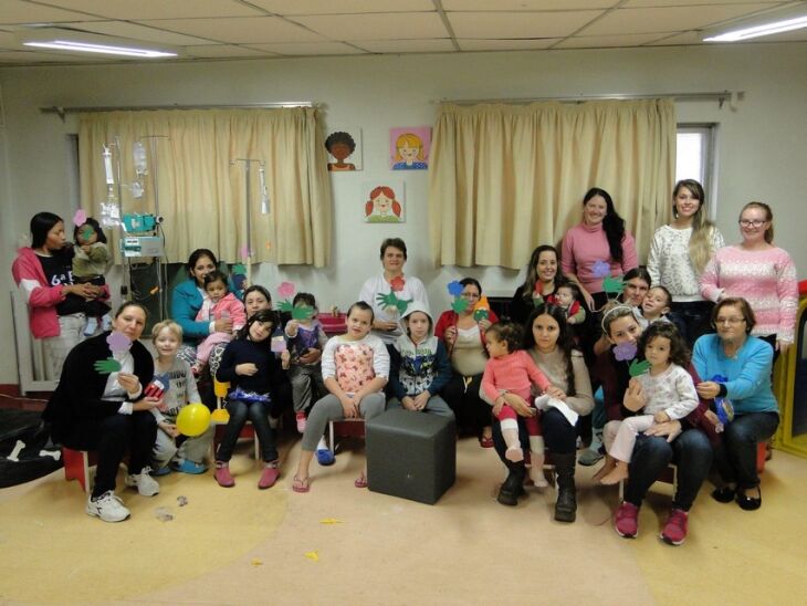 Mães se divertiram na festa do Espaço Lúdico