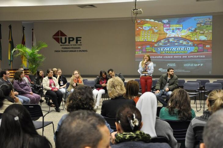 Seminário foi realizado nesta terça-feira, dia 12 de maio