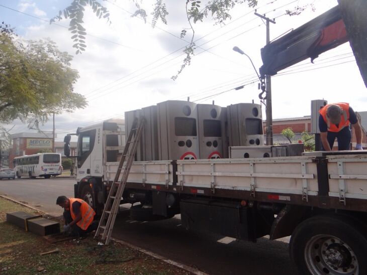 As novas lombadas eletrônicas serão instaladas em 17 locais diferentes, em que já havia a prestação do serviço