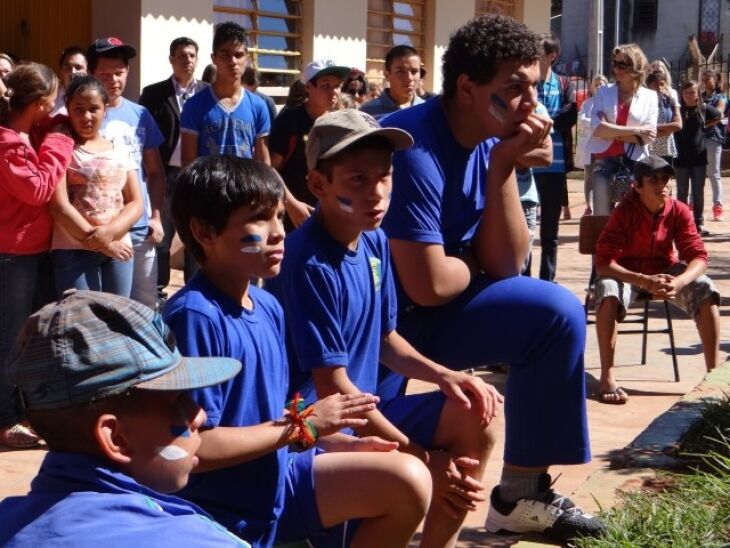 Inauguração da escola foi realizada no dia 18 de novembro de 2014