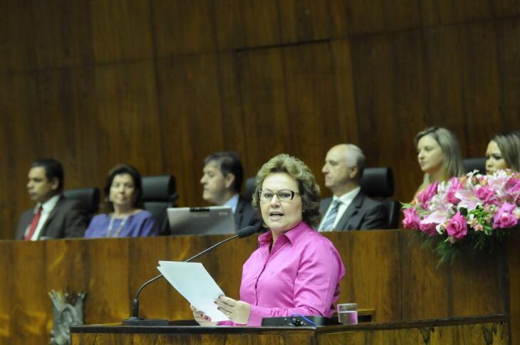 Silvana é a primeira mulher a assumir a presidência do Parlamento