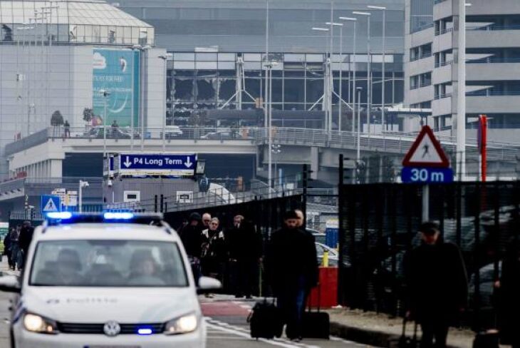 Duas fortes explosões provocaram mortes no aeroporto internacional de Bruxelas, na Bélgica