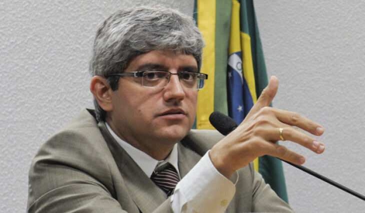 Jurista Luiz Moreira Gomes Júnior participou de evento em Passo Fundo