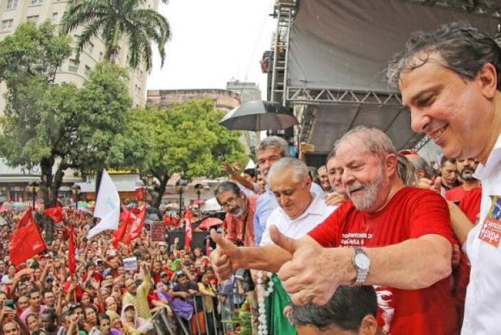 Lula participou de manifestação em Fortaleza