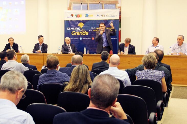 Encontro foi realizado em Passoo Fundo