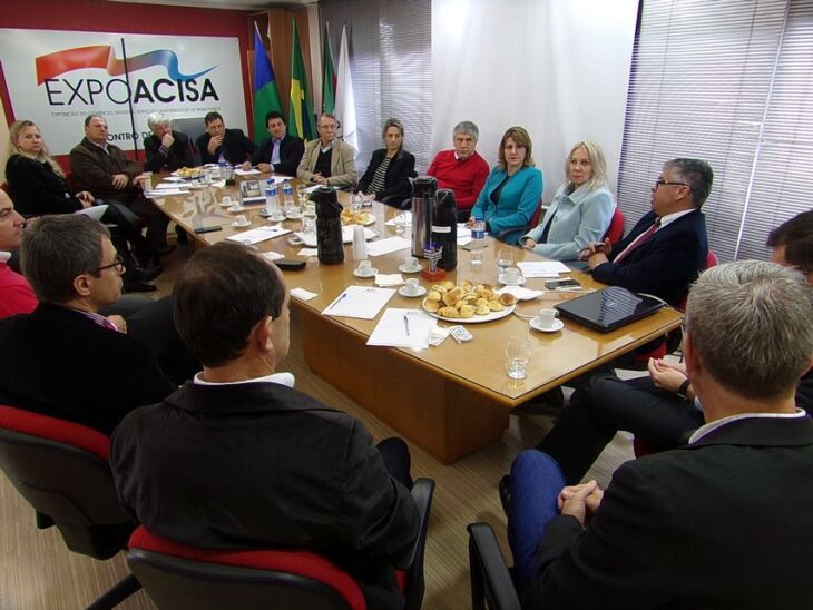 Fórum das ACIs debateu ações regionais Crédito: 