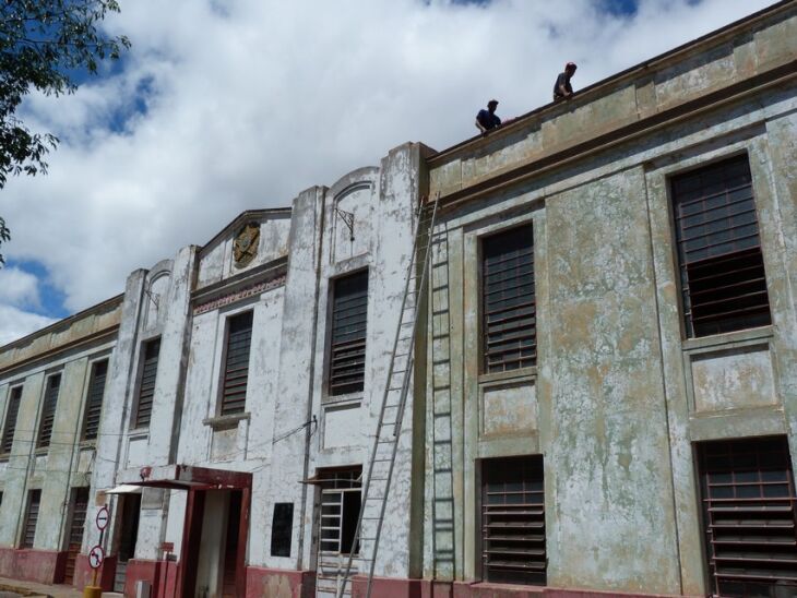 Enquanto o prédio novo não fica pronto, a universidade planeja a restauração dos edifícios pertencentes ao antigo quartel