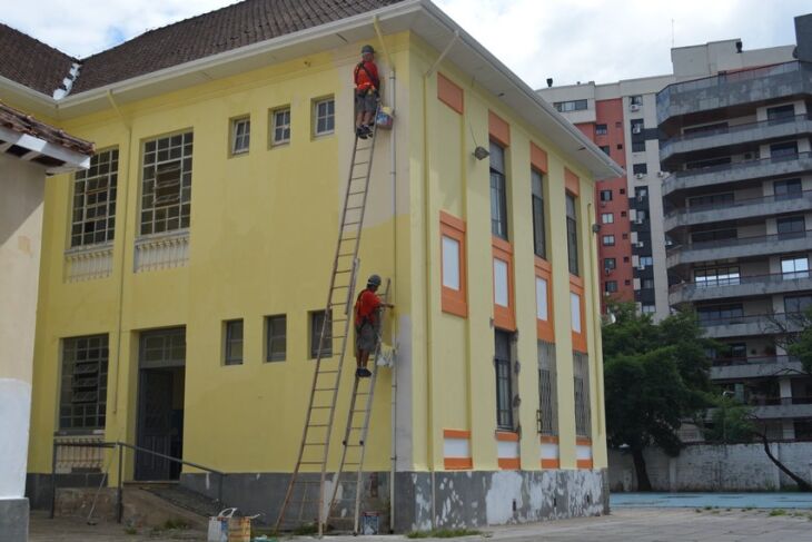 A escola Protásio Alves está entre as quatro do município que inicia o ano letivo no dia 13. Motivo é reforma na estrutura