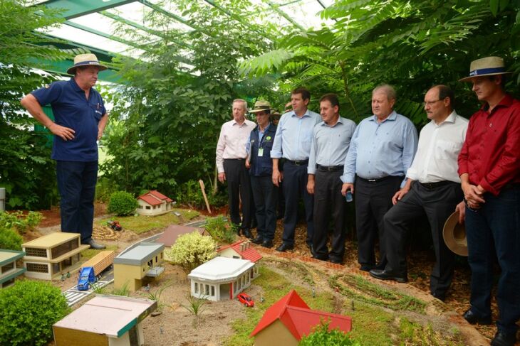 Sartori e lideranças prestigiaram a abertura do espaço