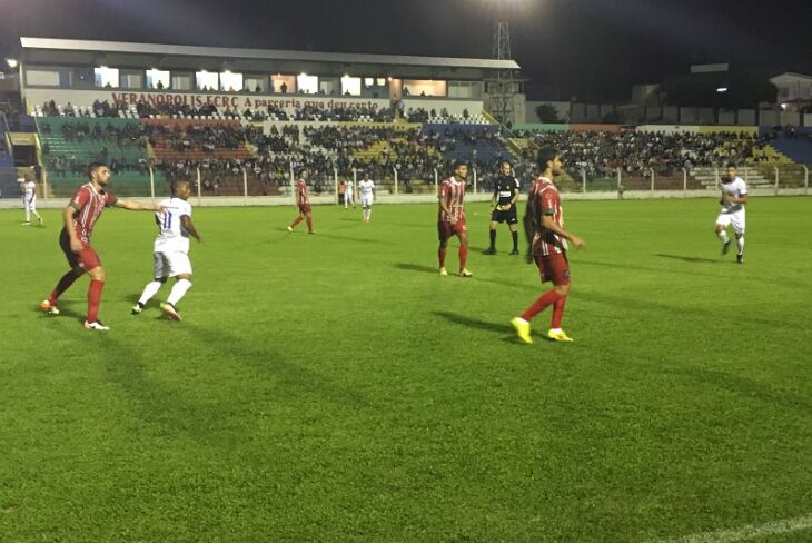 Empate no Antônio David Farina