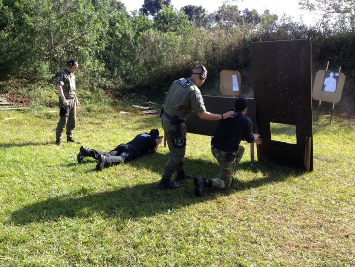 Táticas de combate urbano e técnicas de tiro foram trabalhadas pela equipe IPTA