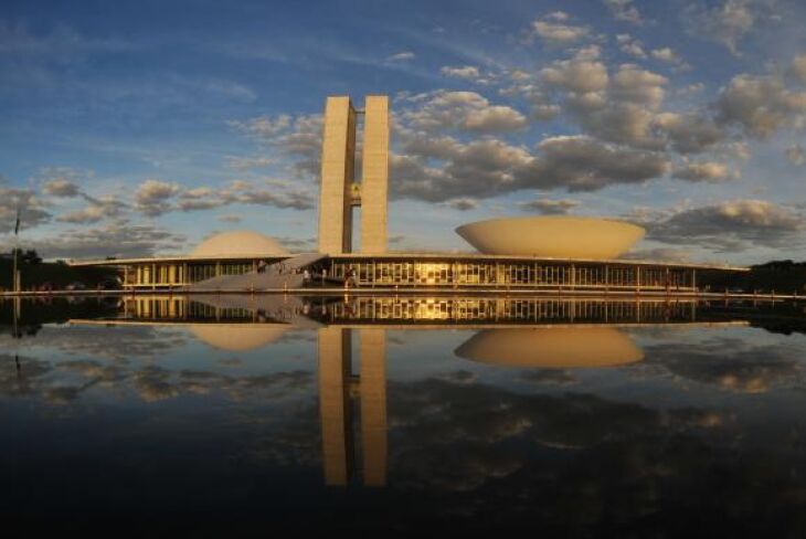 O Congresso não tem prazo para aprovar o projeto