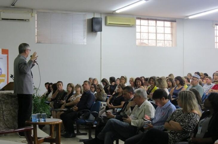 Ronald Krummenauer ouviu as demandas dos diretores das escolas das regiões de Passo Fundo, Soledade e Erechim