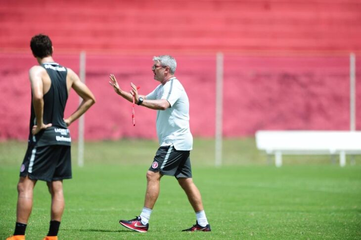 Inter treinou no CT do Bahia