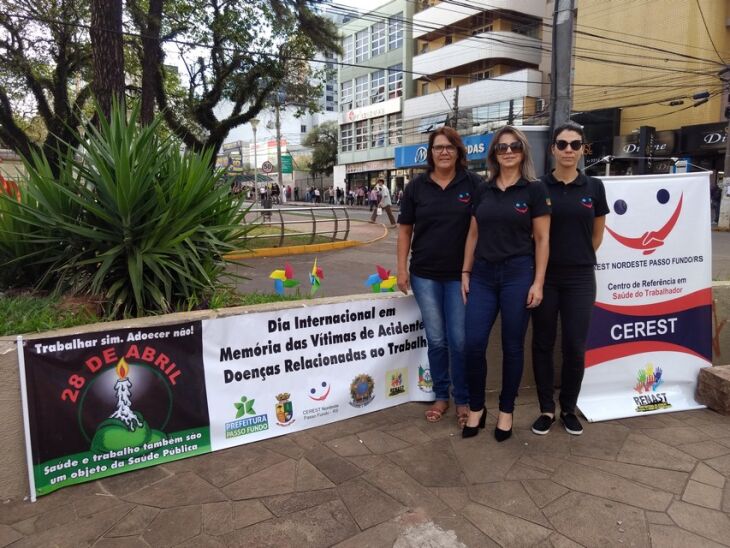 Cerest realizou evento na Praça Teixeirinha