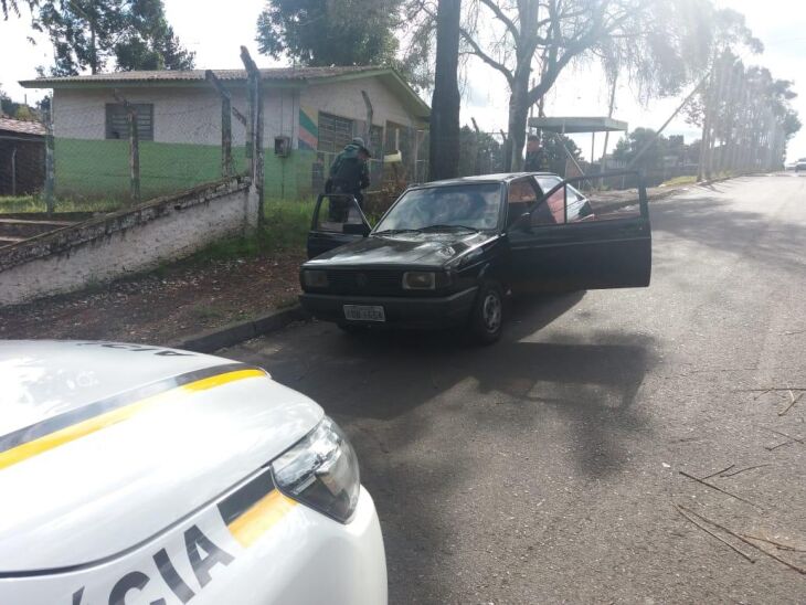 3° BOE localiza veículo roubado no Bairro Valinhos