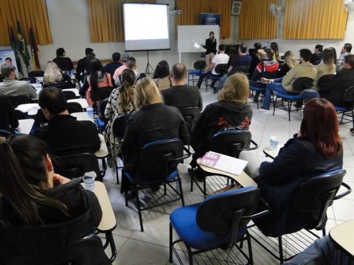 Mães e pais buscam o curso para tirar dúvidas e aprender com os especialistas