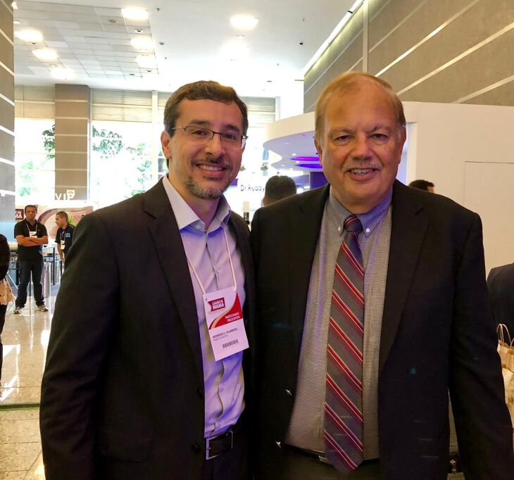 Dr. Rodrigo Villarroel e americano Dr. Dennis Slamon