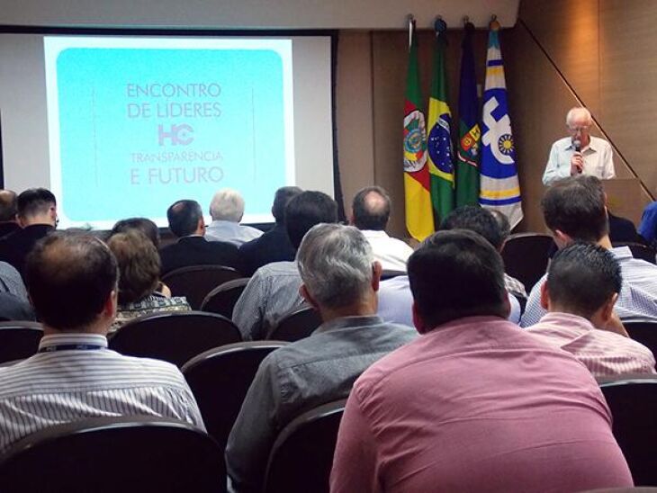 Encontro com lideranças aconteceu na noite de terça-feira