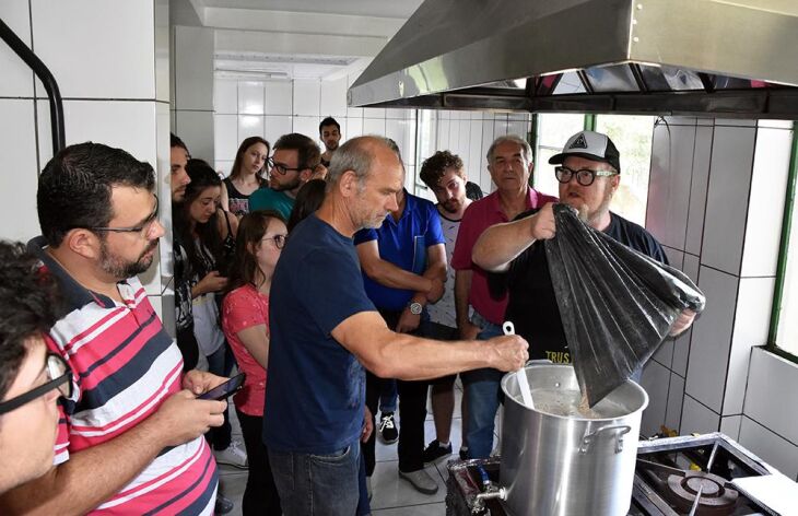 Mais de 40 pessoas participaram do curso de extensão