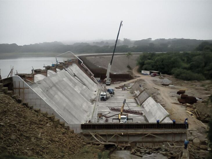 Obra da barragem de Ernestina durou quatro anos e foi entregue em 2012