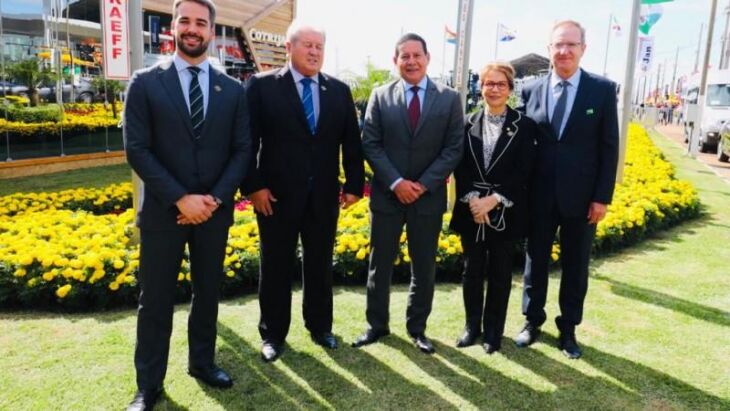 Autoridades participaram da cerimônia de abertura da Expodireto Cotrijal 2019