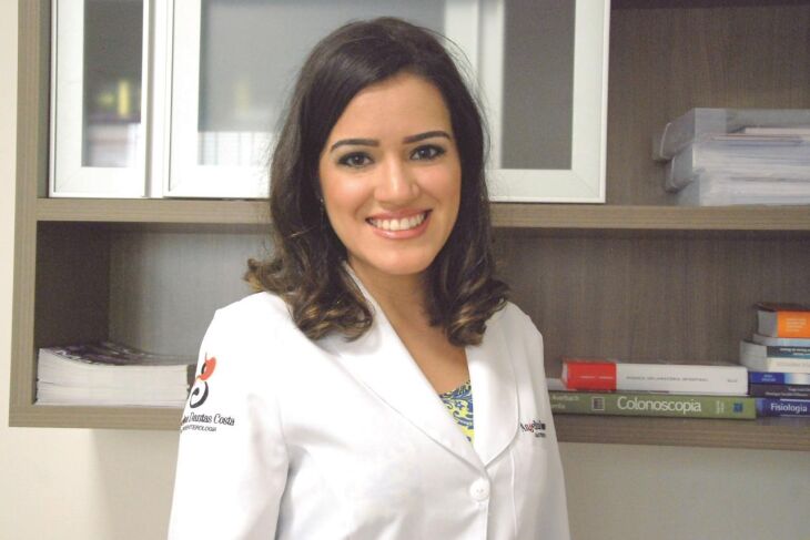 Dra. Angelina Dantas Costa é médica gastroenterologista do Hospital de Clínicas de Passo Fundo