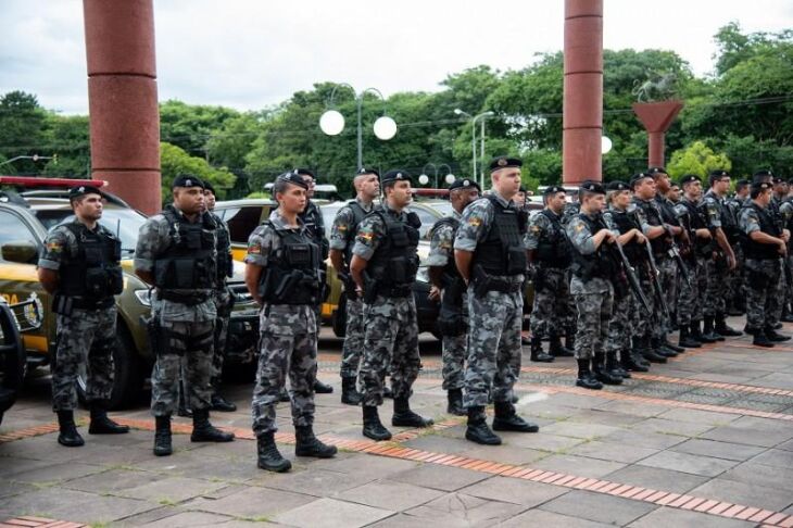 O critério número 1 é a garantia de que nenhuma cidade terá menos do que cinco PMs