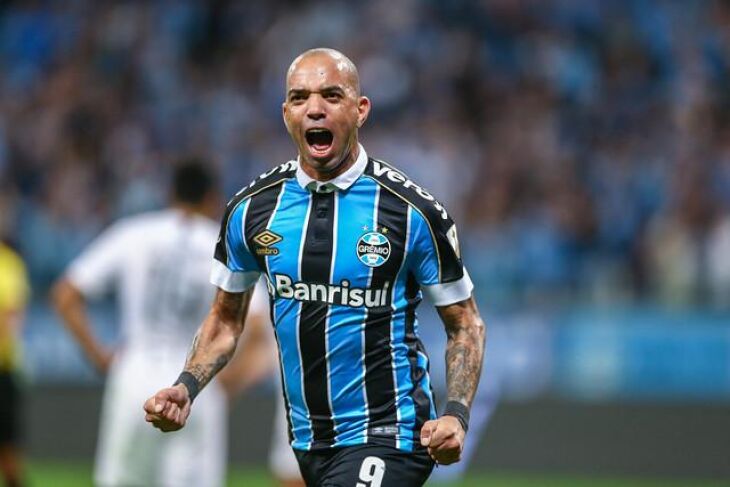 Golaço: Tardelli comemora