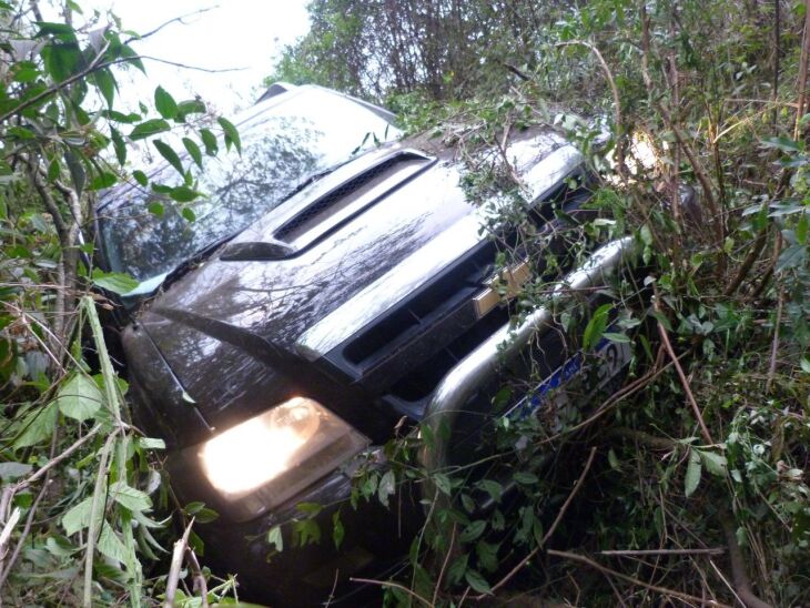 : Veículo saiu da pista após condutor chamar atenção da Polícia Ambiental da Brigada Militar