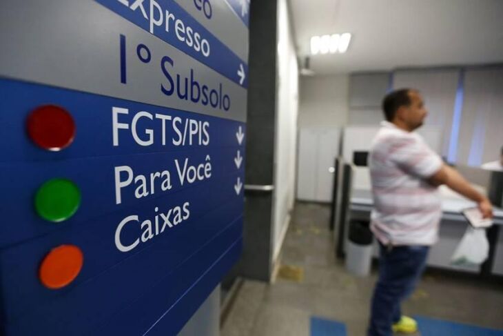 Segundo a Caixa, cerca de 33 milhões de trabalhadores receberão o crédito automático