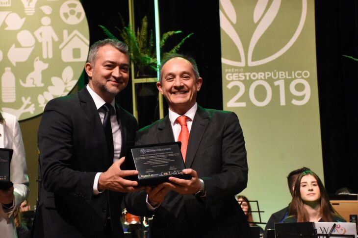 Prefeito Luciano Azevedo recebeu a premiação pelo sexto ano consecutivo