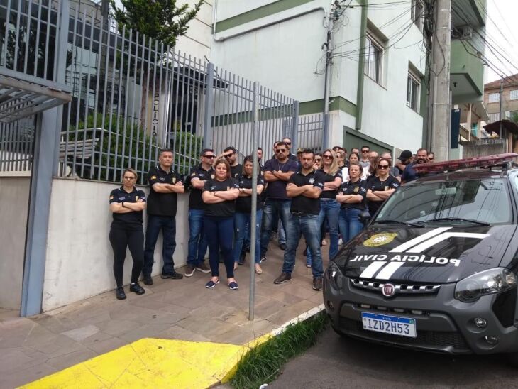 Policiais civis paralisaram em Passo Fundo na quarta e quinta-feira