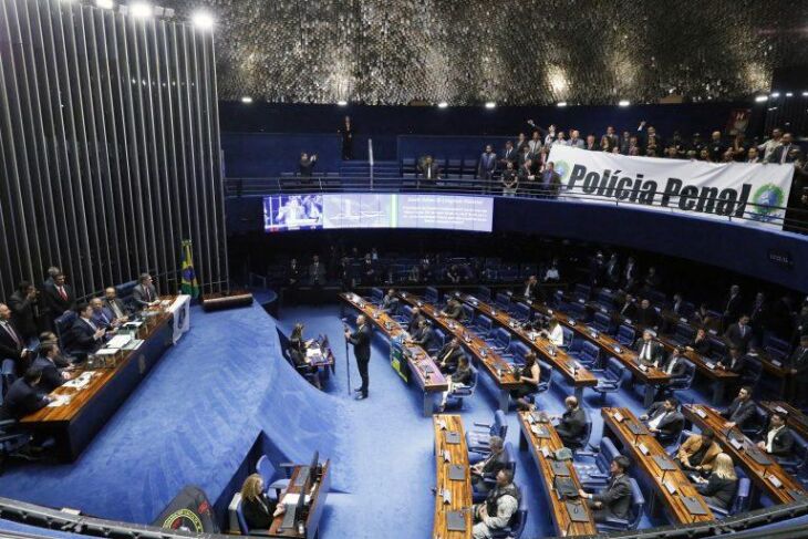 Com a promulgação, emenda constitucional será publicada e entra em vigor