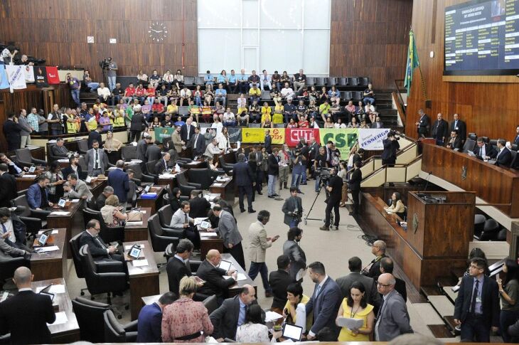 PLC 503/2019 foi apreciado na Assembleia Legislativa na noite de quarta-feira (18)