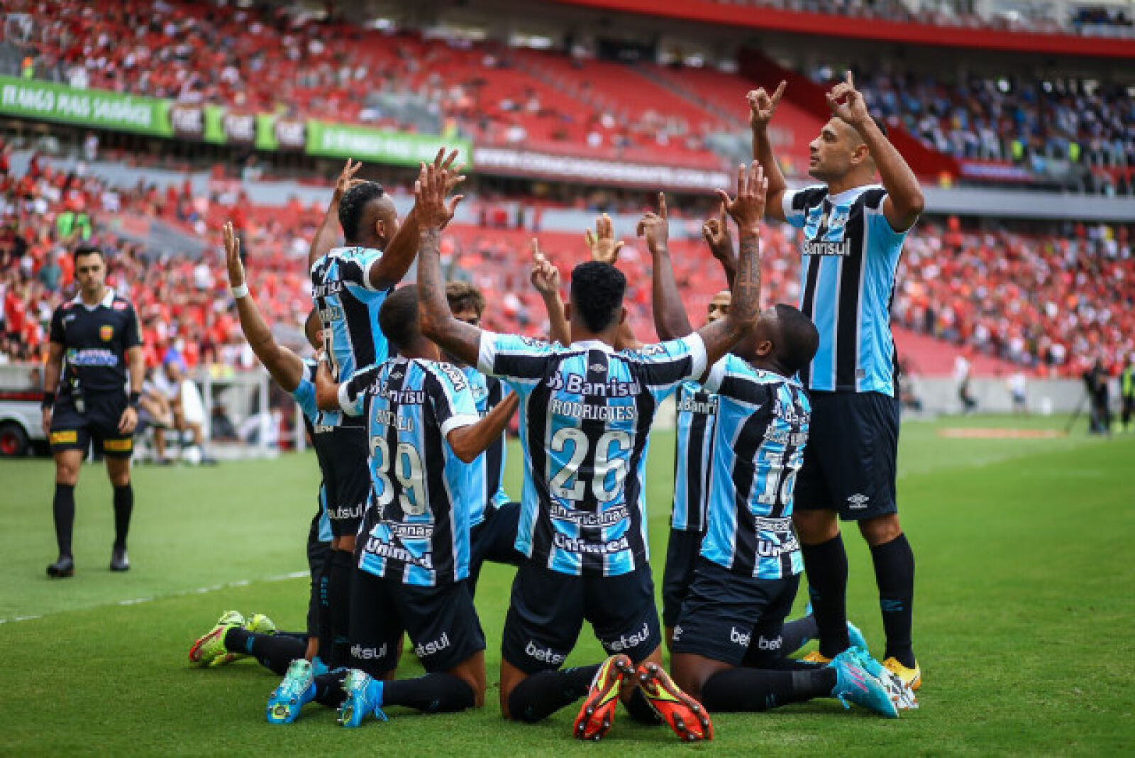 Em jogo de cinco gols, Inter vence o Gre-Nal 440 no Beira-Rio - Agora Já 